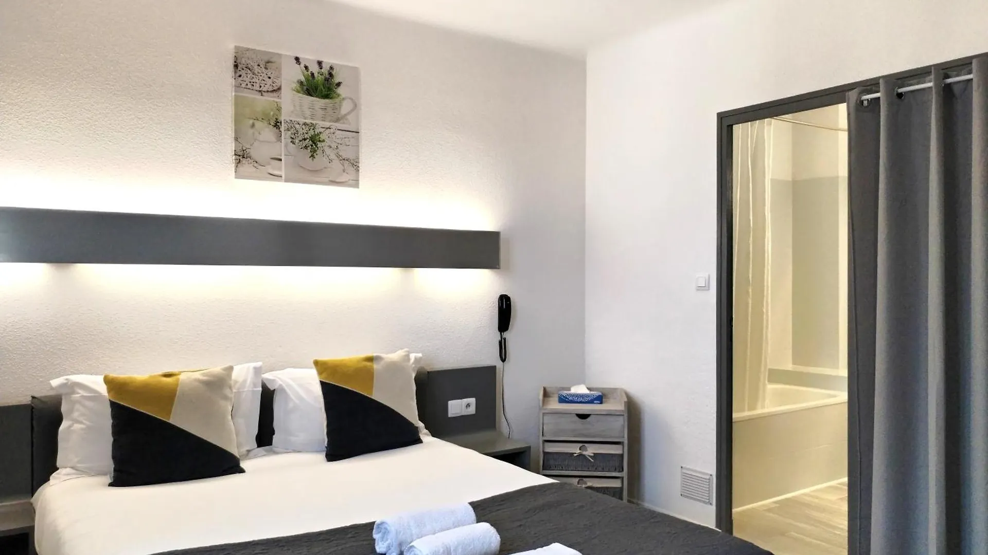 Hotel La Bastide D'Entraigues Entraigues-sur-la-Sorgue