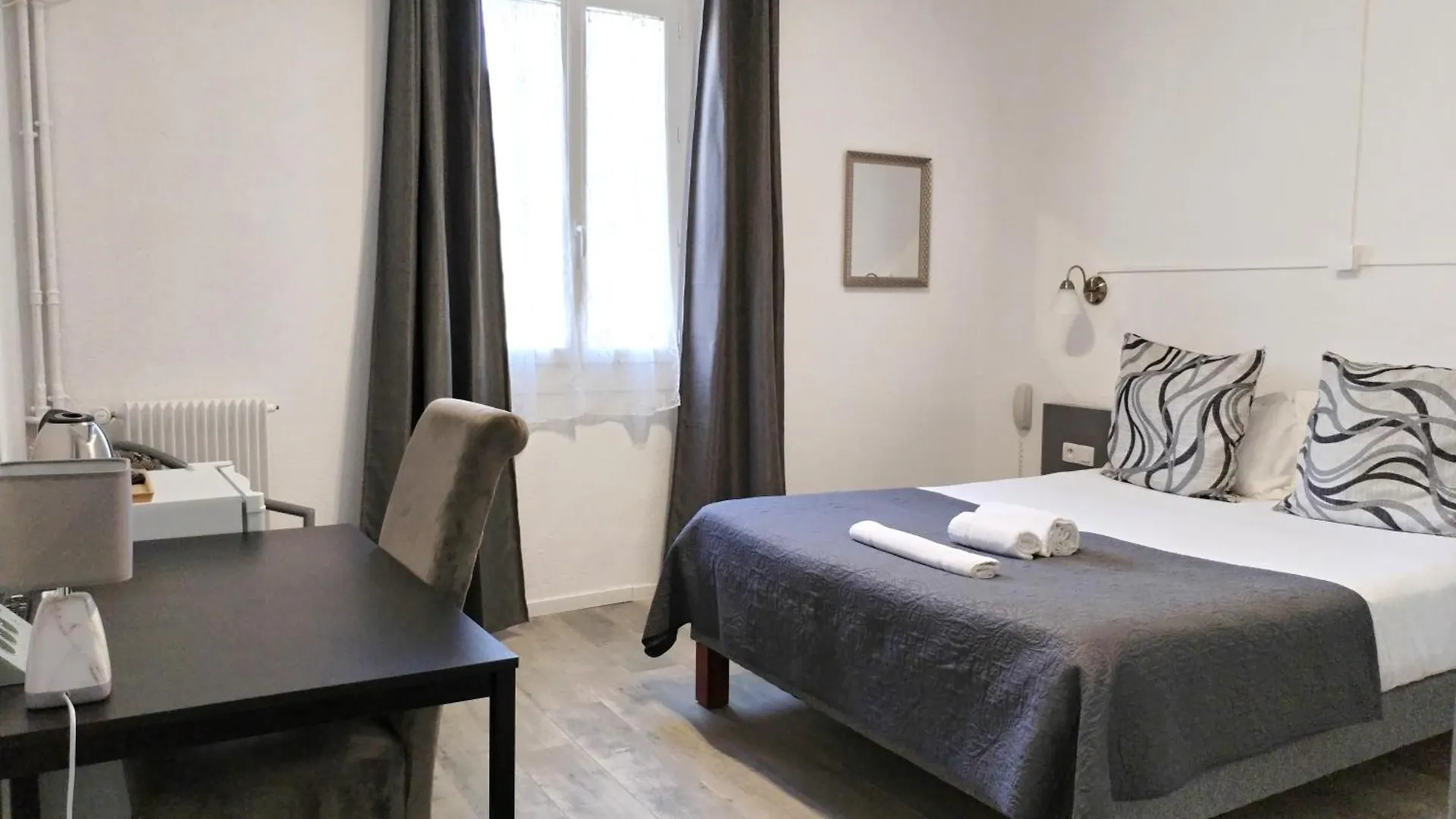 Hotel La Bastide D'Entraigues Entraigues-sur-la-Sorgue