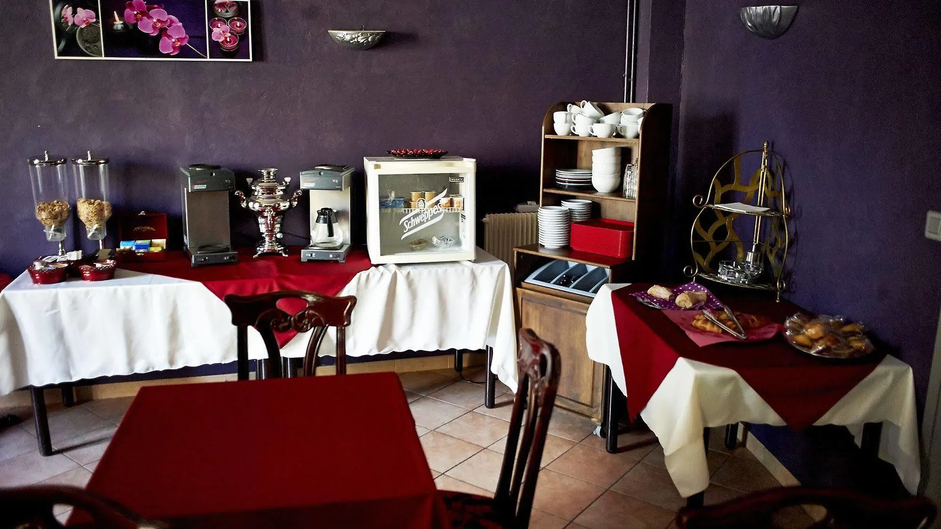 Hotel La Bastide D'Entraigues