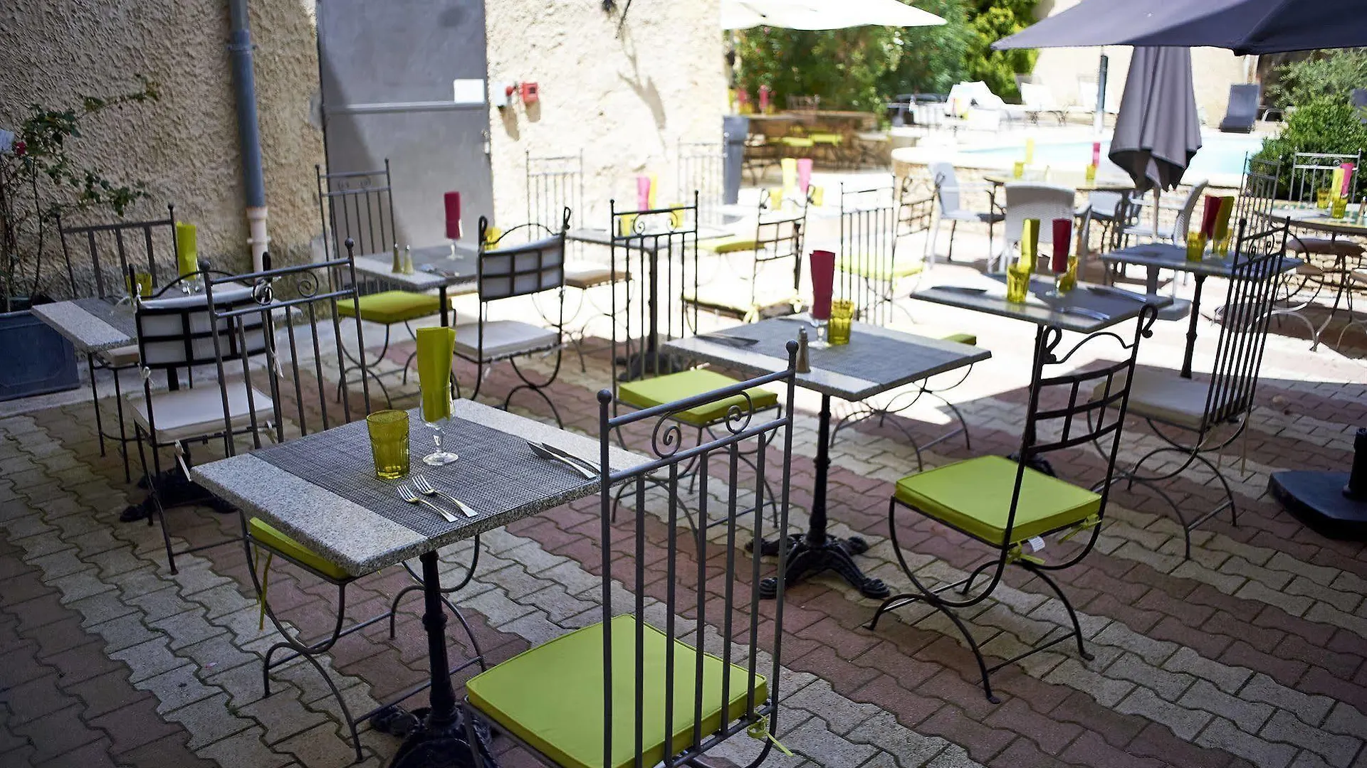 Hotel La Bastide D'Entraigues 3*, Entraigues-sur-la-Sorgue