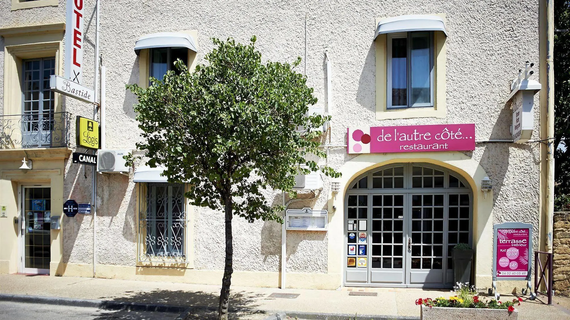 Hotel La Bastide D'Entraigues