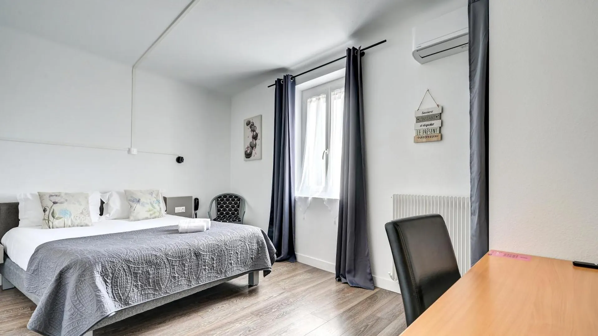 ***  Logis Hotel La Bastide D'Entraigues France
